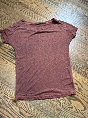 Truly Madly Deeply Heathered Rust-Red Short Sleeve Tee, XS